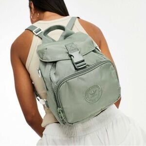 Adidas Women's Green Backpack💋NWOT
